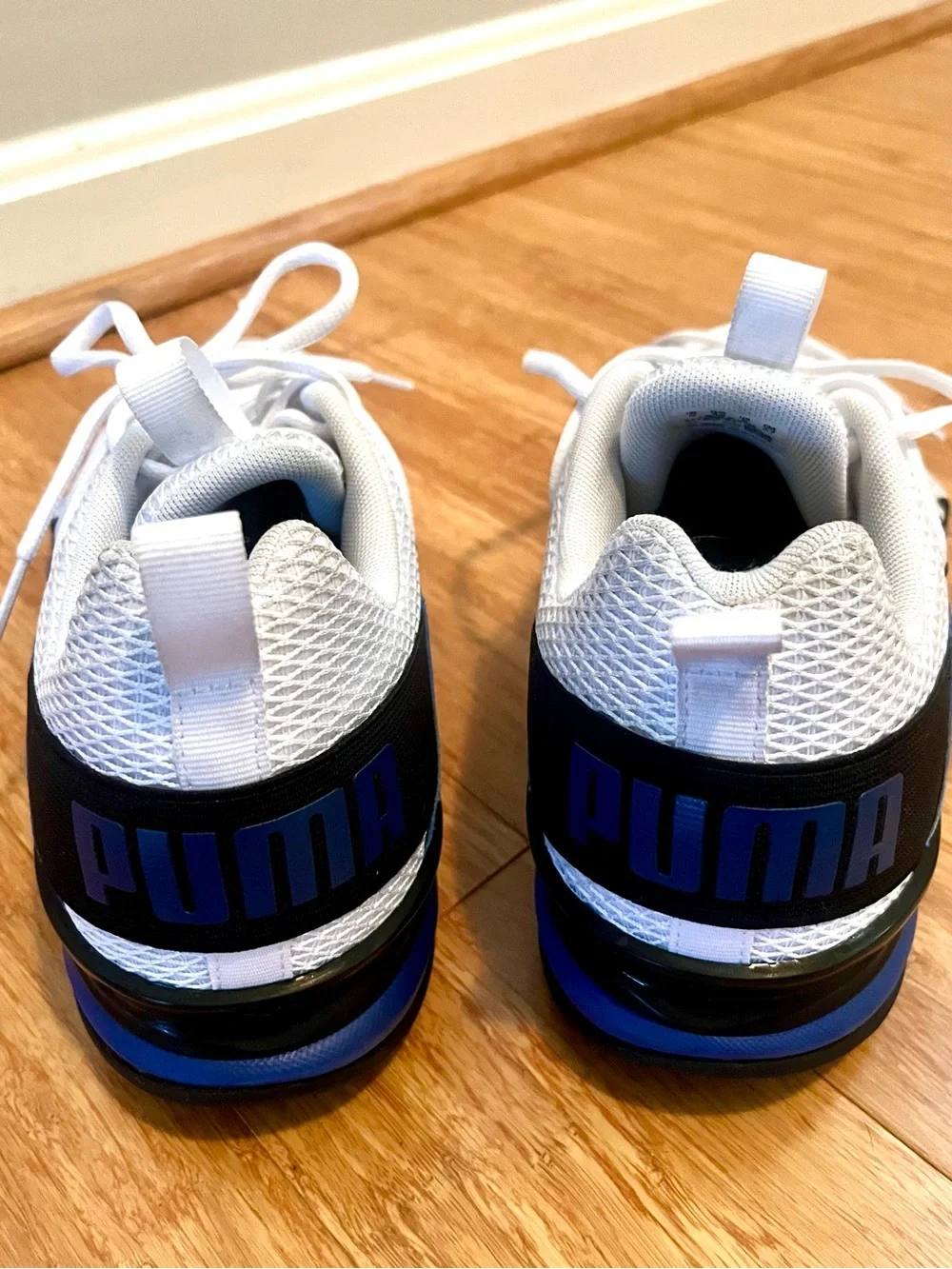Puma Men's White Mesh Running Shoes with Navy Logos